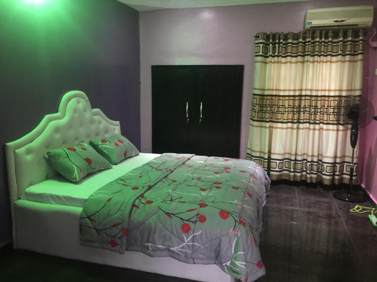 Juicebox B&B Lagos Ngoại thất bức ảnh