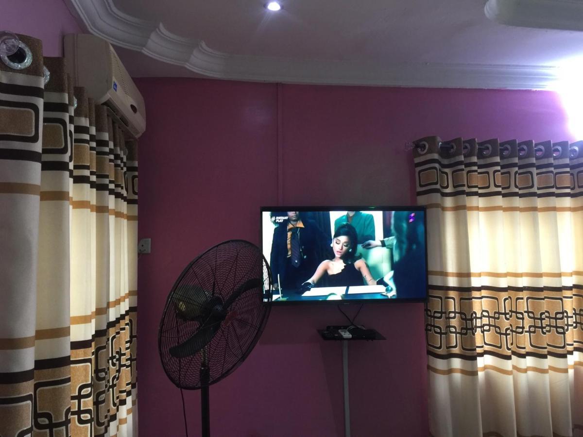 Juicebox B&B Lagos Ngoại thất bức ảnh