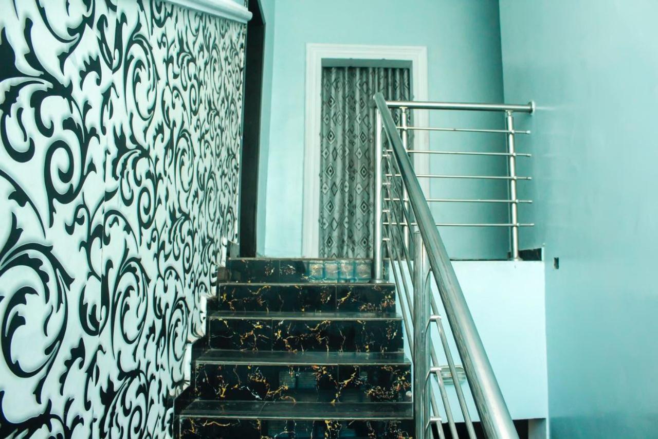 Juicebox B&B Lagos Ngoại thất bức ảnh